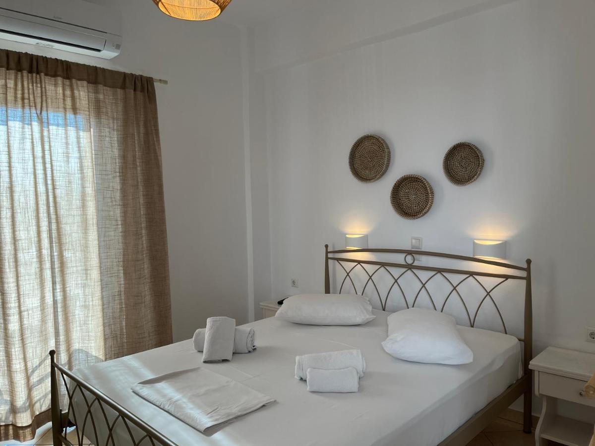 Hotel Chrisoula Antiparos Town Exterior foto